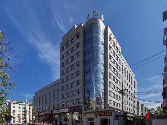 内蒙体育场錧授时安全防护装置